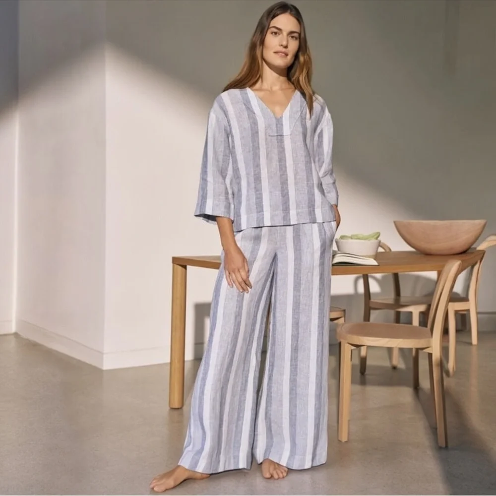 Haven Well Within Ombre Striped Linen V-Neck Top • Size M • 3/4 Sleeve Coastal - Picture 3 of 11